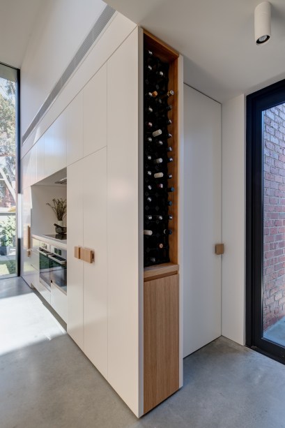 Casa em Melbourne ganha edícula de 45 m²