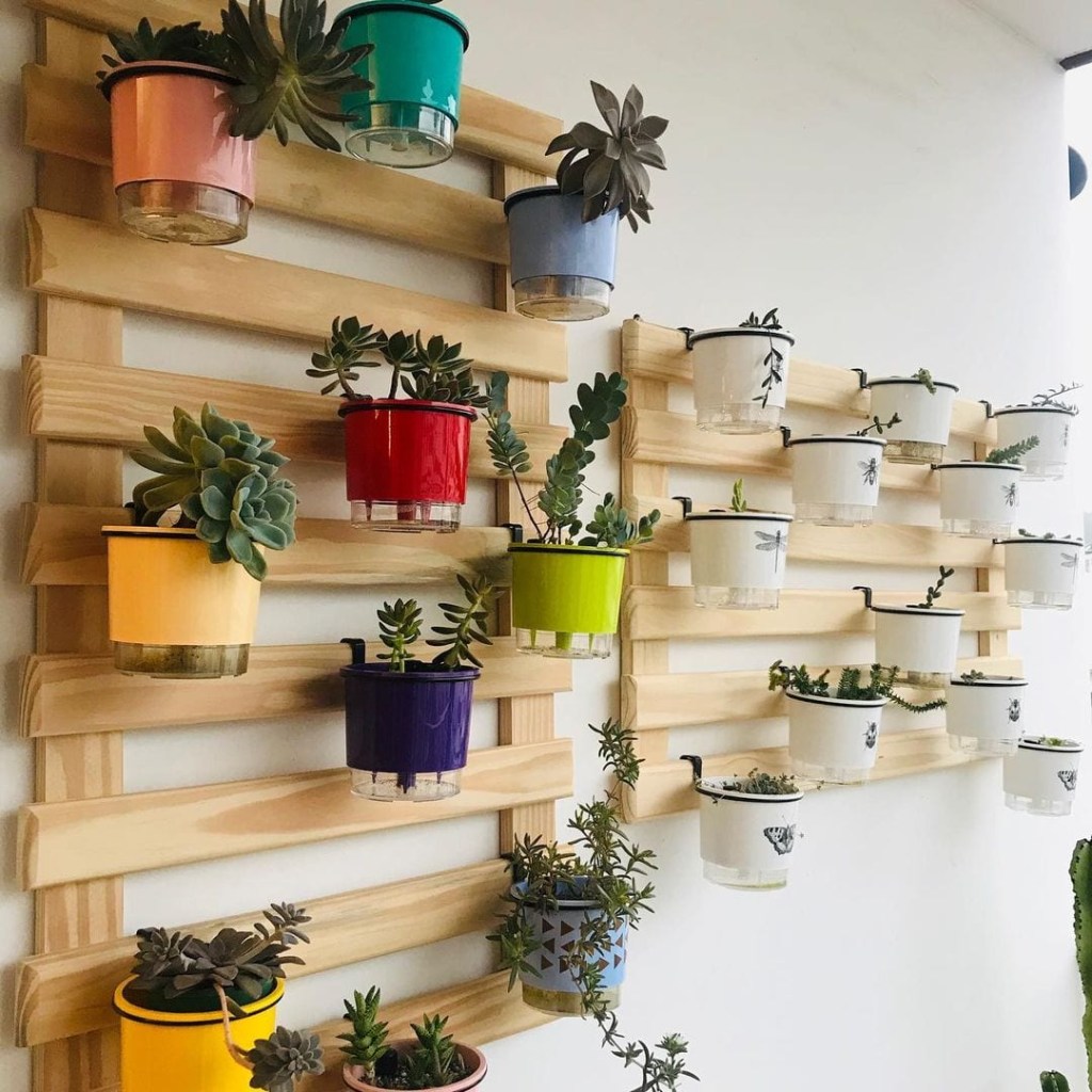 20 ideias para criar um jardim com paletes jardim