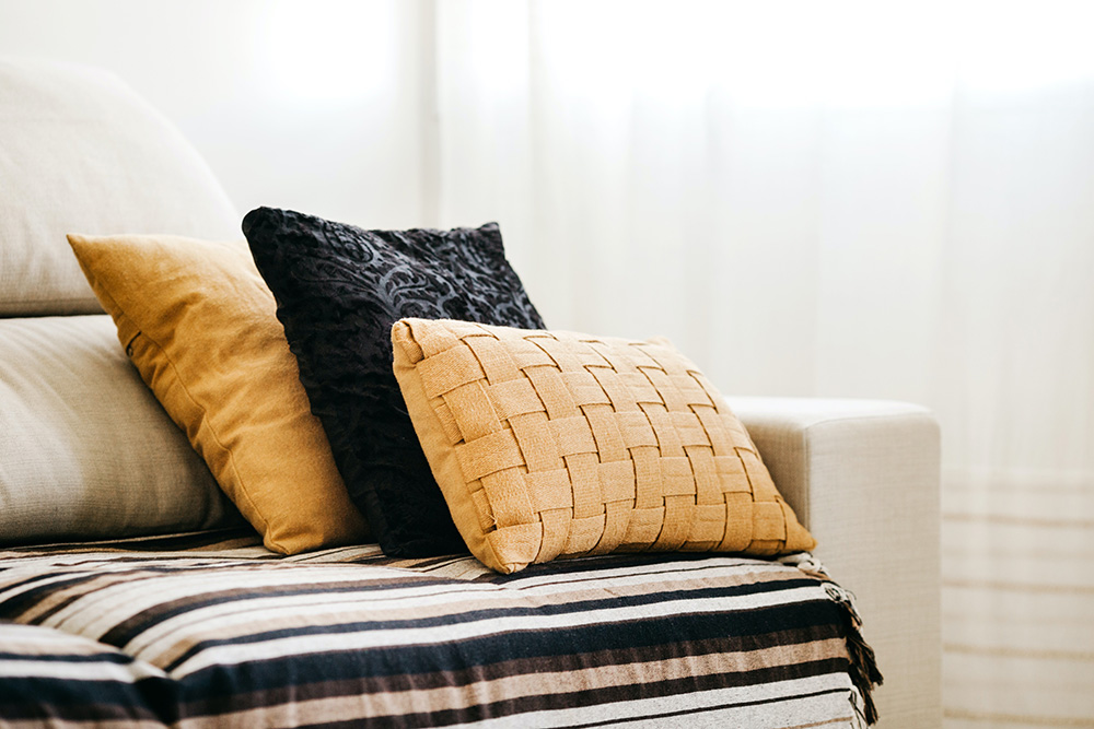 como-escolher-usar-almofadas-decor-studio-tangram-jonathan-borba-unsplash