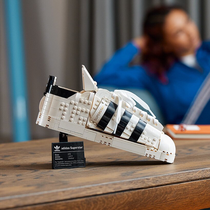 Adidas cria tênis com tijolos LEGO