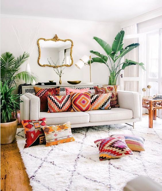 Boho chic: 25 inspirações para uma sala de estar com estilo