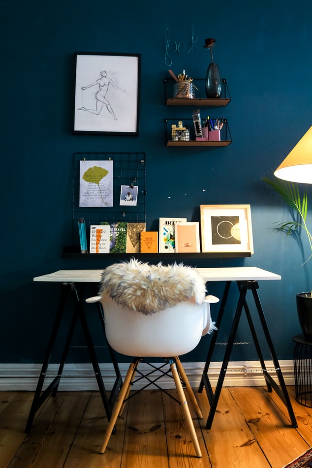 cores-fortes-na-decoracao-5-dicas-casa.com-9-unsplash-beazy