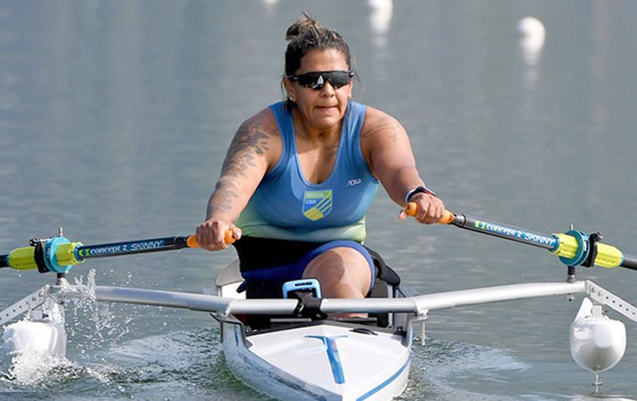 Remo: a separação de classes é definida de acordo com o grau de limitação de cada competidor, assim como a escolha do tipo de barco para a prova. O esporte pode ser praticado por pessoas com deficiência física, mental e auditiva