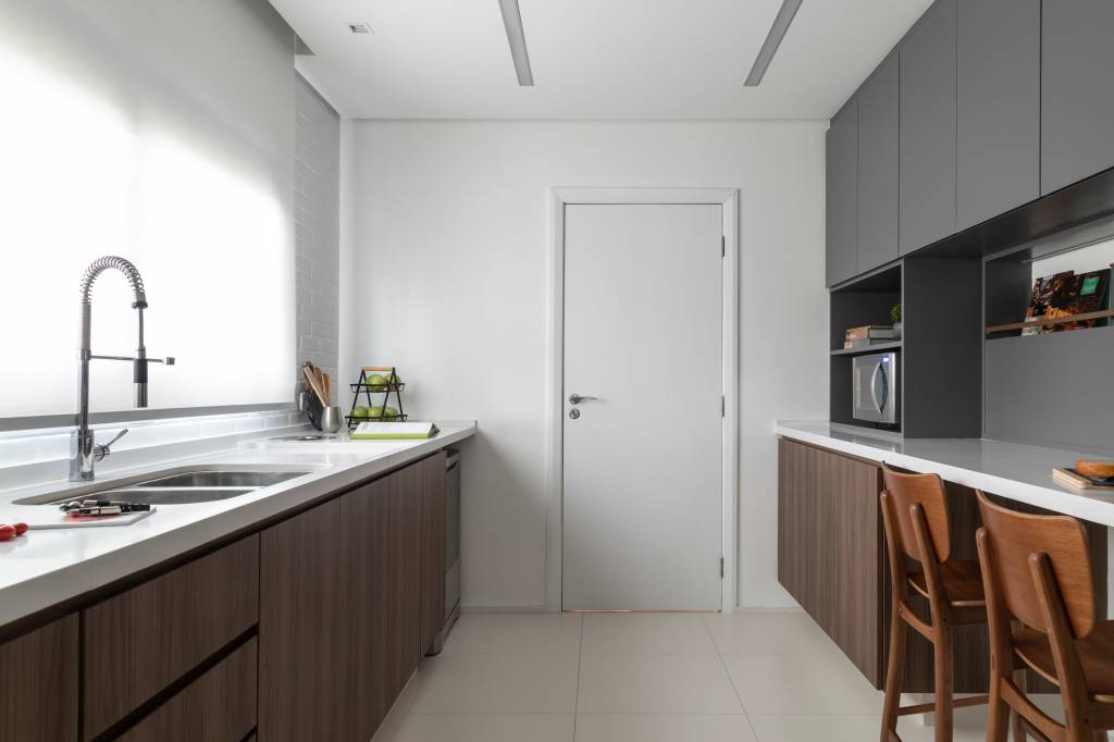 34-tons-neutros-e-minimalismo-marcam-apartamento-de-225-m-2 34-tons-neutros-e-minimalismo-marcam-apartamento-de-225-m-2