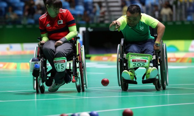 Bocha: considerado um esporte de estratégia, voltado para atletas com paralisia cerebral ou deficiências mais graves, essa é uma atividade em que homens e mulheres competem juntos
