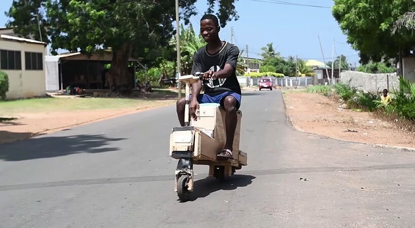 Este-adolescente-incrível-de-Gana-criou-uma-bike-elétrica-com-energia-solar-designboom-02