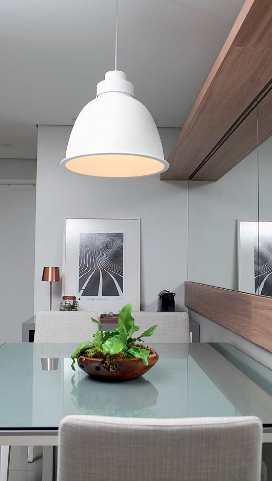 03-apartamento-de-65-m²-com-toques-de-cor-na-decoracao
