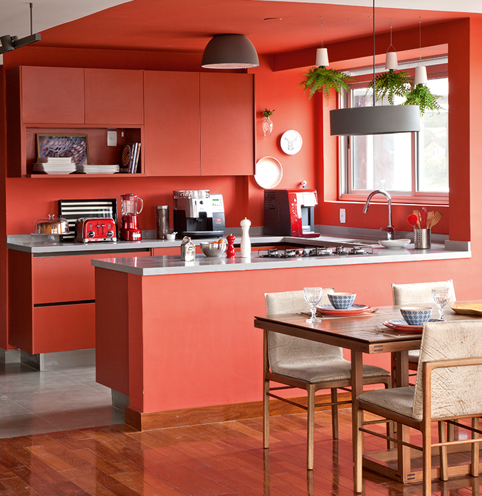 10 cozinhas coloridas para alegrar a casa ou o apê