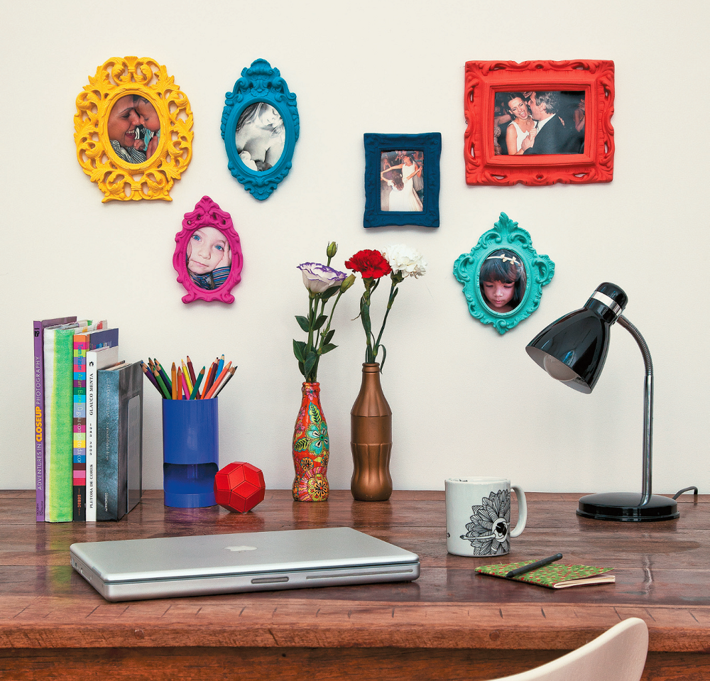 11 IDEIAS CHARMOSAS DE EXPOR FOTOS MOLDURAS COLORIDAS DE GESSO