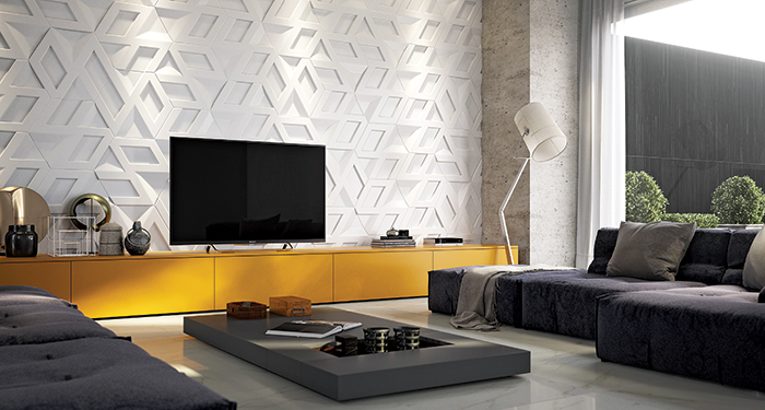 Atingir um efeito visual inusitado – eis a proposta do revestimento Infinity, nome em referência ao símbolo do infinito. Cortes em diferentes angulações exploram paginações variadas para as peças de 55 x 63 cm, oferecidas nos tons branco, areia, fendi, cinza e chumbo pela Castelatto.