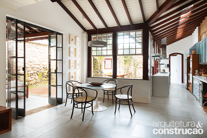Casa em Paraty arq Renato Tavolaro