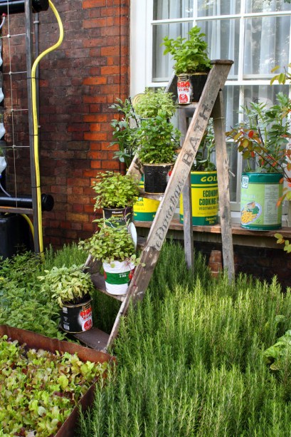 Inspirações para fazer seu jardim com materiais reciclados