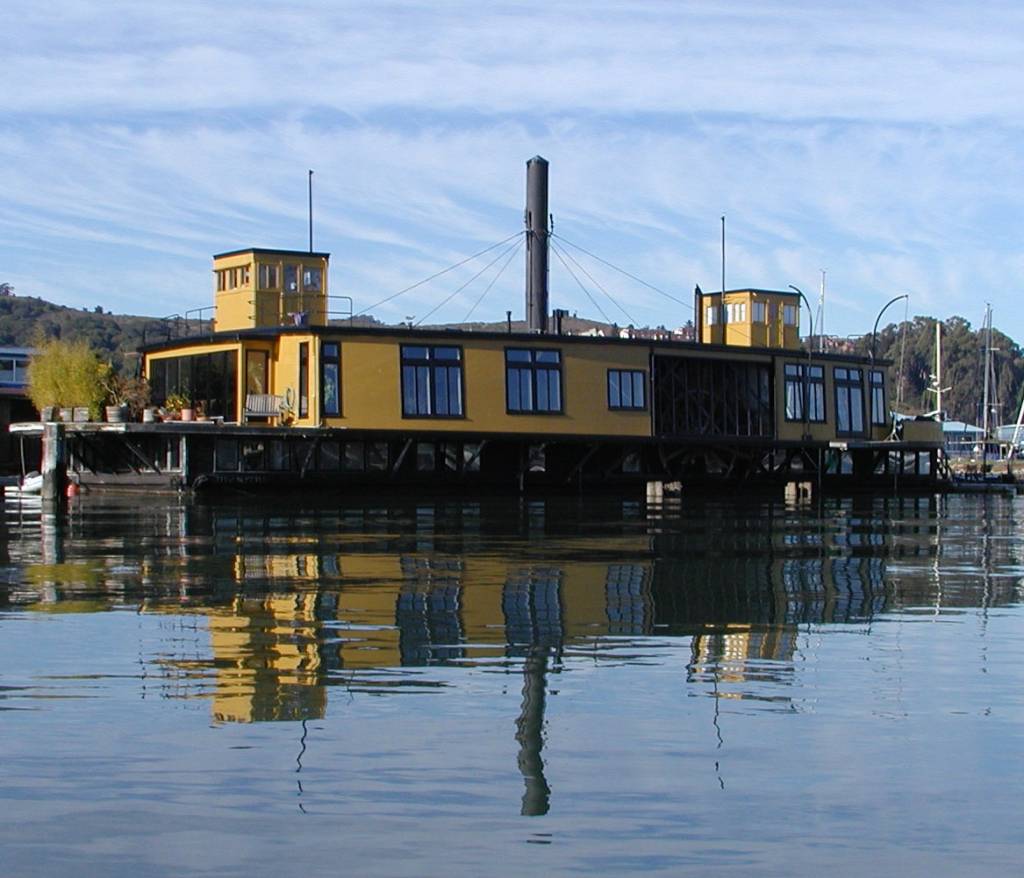Série-Aluga-se-um-paraíso-3-tipos-diferente-de-casas-flutuantes-16