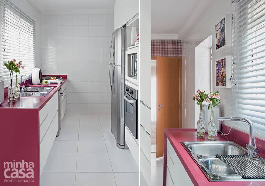  Bastou um toque de cor na cozinha toda branca da arquiteta Andréia Karalkovas, de São Caetano do Sul, SP, para que o cômodo ganhasse vida. No projeto criado por ela e pela sócia, a designer de interiores Cinthia Garcia, a protagonista é a bancada de Silestone (revestimento à base de quartzo), que ostenta um vibrante tom de magenta - além de atuar como tampo da pia, a peça dá acabamento à lateral do gabinete. Para a entrada do ambiente, a aposta recaiu sobre pastilhas de 1,5 x 1,5 cm, também de tonalidade rosada (linha Cristal, ref. K304, da Glass Mosaic).