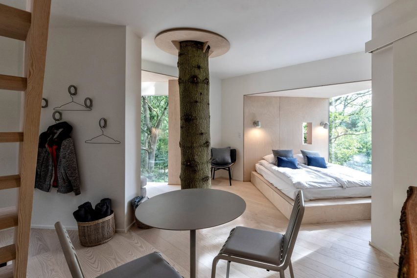 ambientes-cabanas-quarto-casa-interiores-dezeen-08