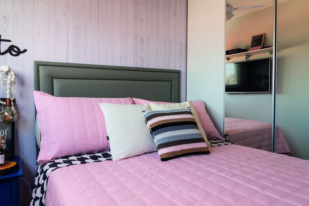 apartamento-54-m2-decorado-pelos-moradores-em-40-dias-quarto