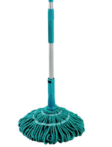 Basta empurrar uma peça no cabo para acionar o sistema de autotorção do Mop Twist Microfibra, da Brinox. De quebra, é extensível, chegando a 1,30 m de comprimento. Loja da marca , R$ 99,90