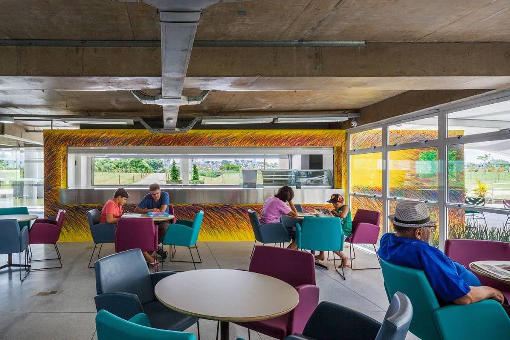 Biblioteca brasileira concorre a prêmio de melhor do mundo Biblioteca brasileira concorre a prêmio de melhor do mundo