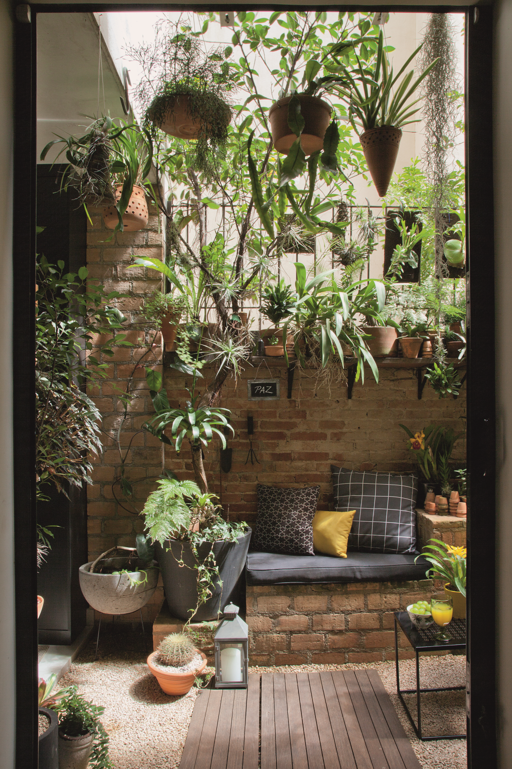 Área de 6,4 m² de apartamento térreo vira jardim (3)