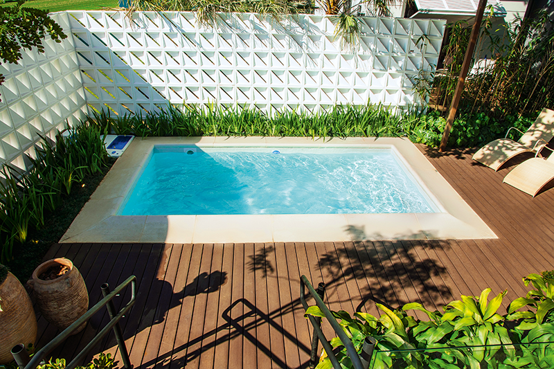 Esta é a hora de programar a reforma da piscina
