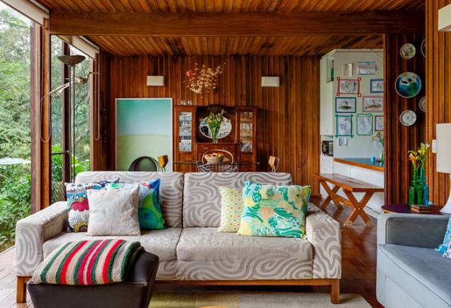 Por Histórias de Casa Por Histórias de Casa