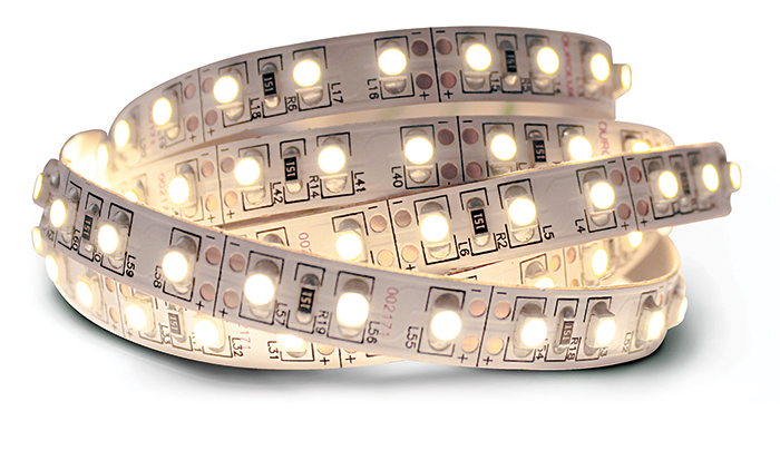 Com IP 20, a Superled 3605, da Ourolux, tem 5 m de comprimento, com 4,8 W/m e 240 lúmens por metro (lm/m). A opção custa R$ 152.