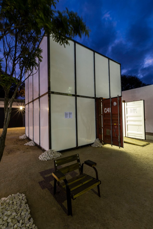 Desde outubro de 2016, a unidade dos Jardins da Galeria Baró, em São Paulo, ganhou um anexo feito de estruturas metálicas. A proposta é de autoria da <a href="https://www.containit.com.br">Contain[it]</a>.