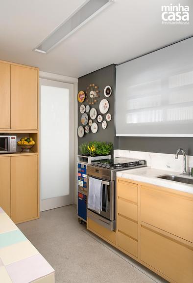 cozinha-integrada-com-bancada-em-candy-colors-02-1