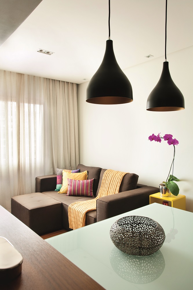 decoração-de-apartamento-pequeno-traz-integração-de-ambientes-jantar