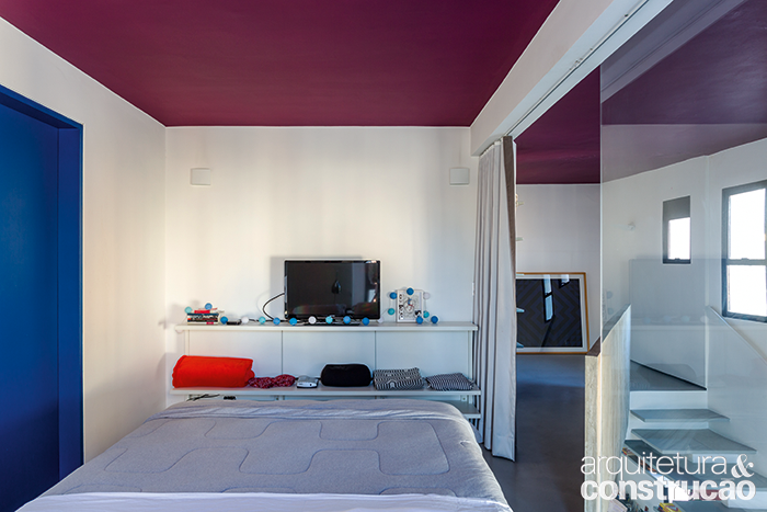 escada-e-a-protagonista-de-duplex-de-73-m-071