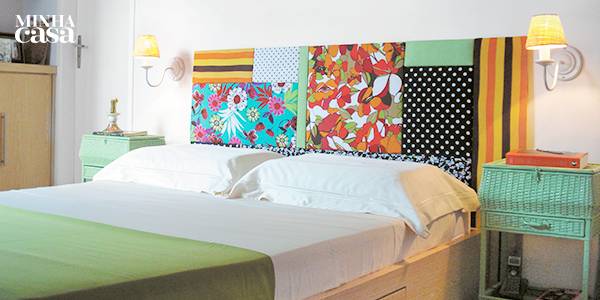Usando sobras de MDF, tecidos coloridos, manta acr&iacute;lica e cola de contato, &eacute; poss&iacute;vel bolar uma cabeceira descolada como esta. Aproveite um dia de folga e m&atilde;os &agrave; obra! Projeto do arquiteto D&eacute;cio Navarro.