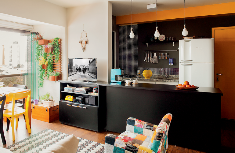 História escrita a quatro mãos