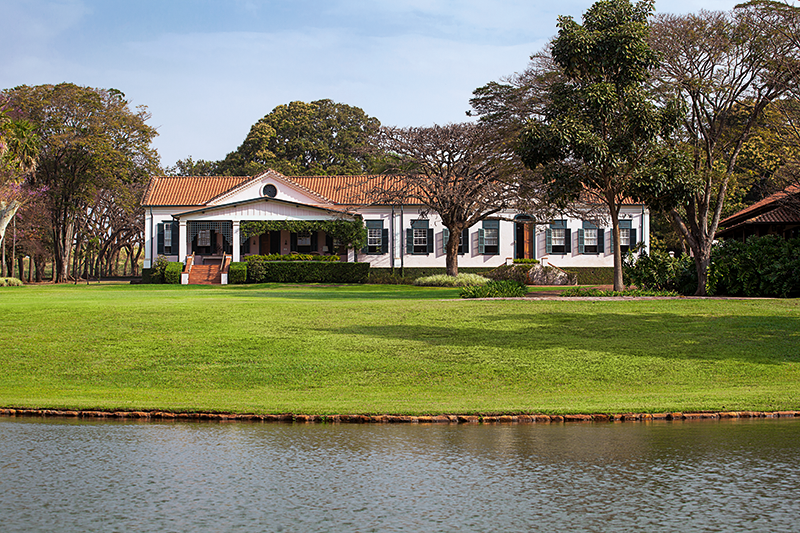 Casa de fazenda restaurada traz à tona memórias da infância