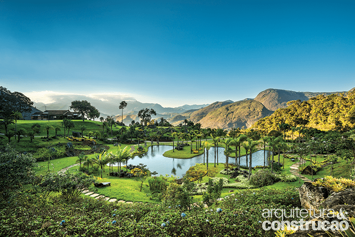jardim-de-50-mil-m-foi-desenhado-em-busca-da-fusao-perfeita-com-a-mata-atlantica-08