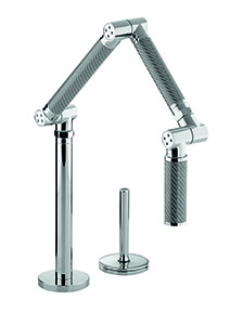Com articulação para direcionar o jato de água, este modelo (ref. 6227BR-C11-CP) tem comando lateral que regula a vazão e a temperatura. É feito de metal cromado e fibra de carbono. Da Kohler. R$ 9 900.