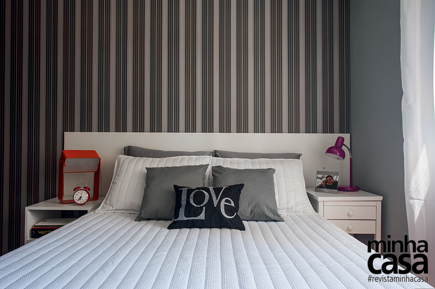 Móveis do quarto renovados com laminado adesivo – cabeceira