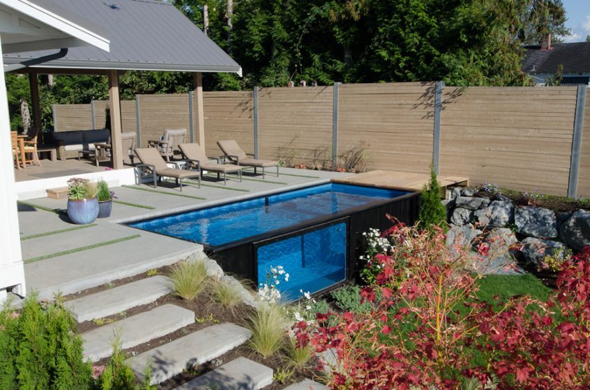 modpools-converted-shipping-cargo-containers-repurposed-pool-canada-rathnam_dezeen_6-852×564