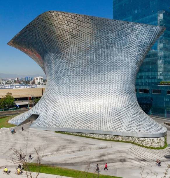 Museu Soumaya, criação de FR-EE, no México. Museu Soumaya, criação de FR-EE, no México.