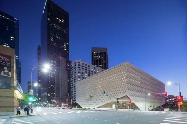 Museu Broad, de Diller Scofidio + Renfro, em Los Angeles, EUA.