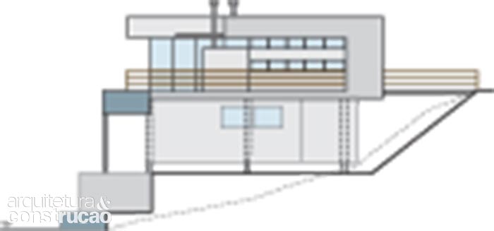 O corte ilustra a residência já com o acréscimo no pavimento inferior. Os pilares de concreto ficarão imperceptíveis, especialmente quando o paisagismo estiver pronto.