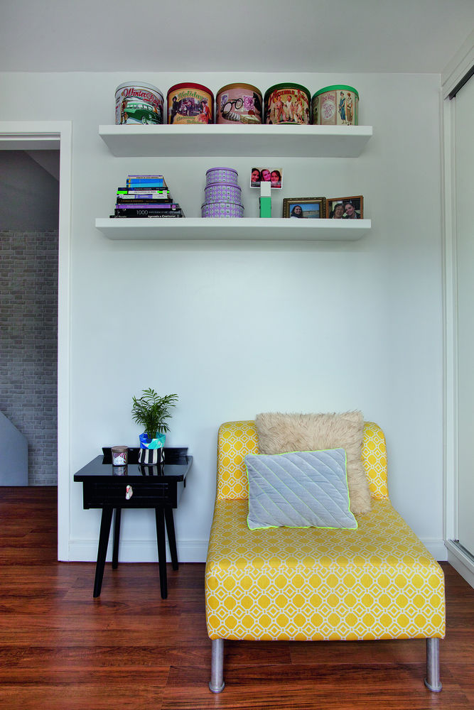 Projeto de sobrado aposta em combinação de estilos na decoração home office1