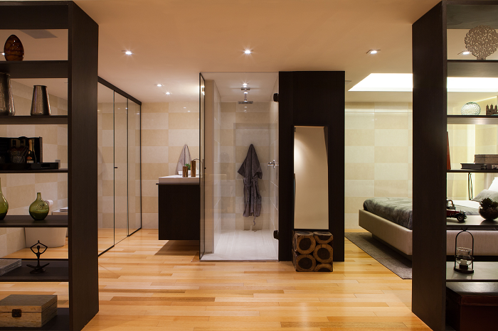 pura-inspiracao-loft-com-ar-italiano-e-dividido-so-por-estantes-011