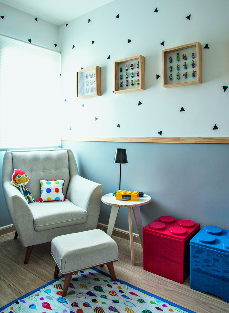 quarto-de-bebê-tem-decoração-colorida-inspirada-em-LEGO3