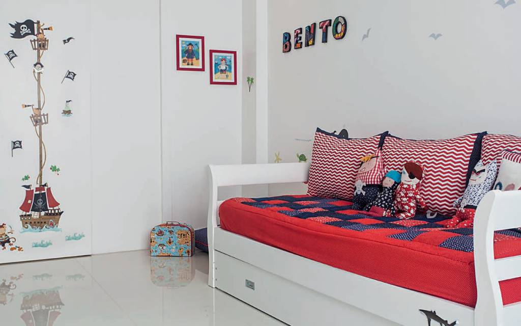 Quarto de criança decorado com tema de pirata (2)