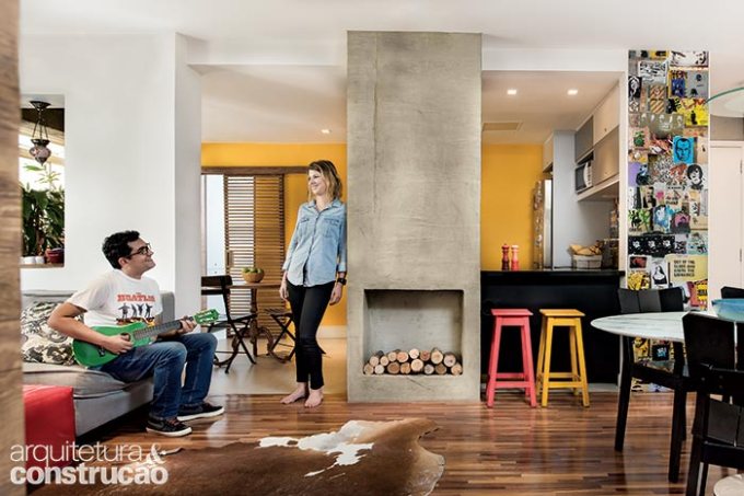 5 salas de estar com lareira para curtir os dias de frio