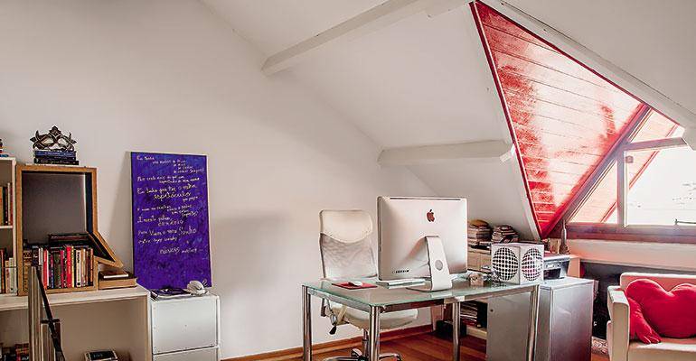 Sobrado 145 m² tem estilo rústico-moderno e quintal com inspiração toscana