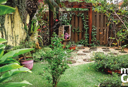 Um quintal para desfrutar das flores e cultivar a fé