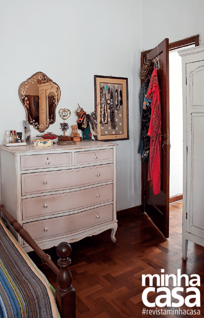 Refúgio Urbano: sobrado de 98 m² tem decoração afetiva e projetos DIY