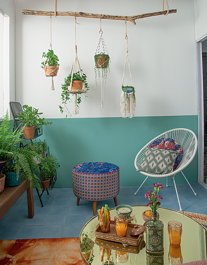 Varanda com decoração em estilo boho chic hanger (2)