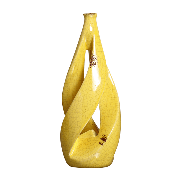 Vaso Vazado I (10 x 27 cm), da Cerâmica Buzzios. Por R$ 44,99 em <a href="https://www.gotoshop.com.br/decoracao/vasosecachepots/vaso-vazado-i-amarelo-buzzios-7757273.html?utm_source=sites&utm_medium=materia_minhacasa&utm_campaign=edicaojun&utm_content=201806" target="_blank" rel="noopener">abr.ai/vaso-amarelo</a>